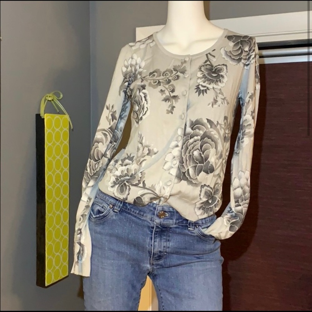 WHBM gray floral cardigan